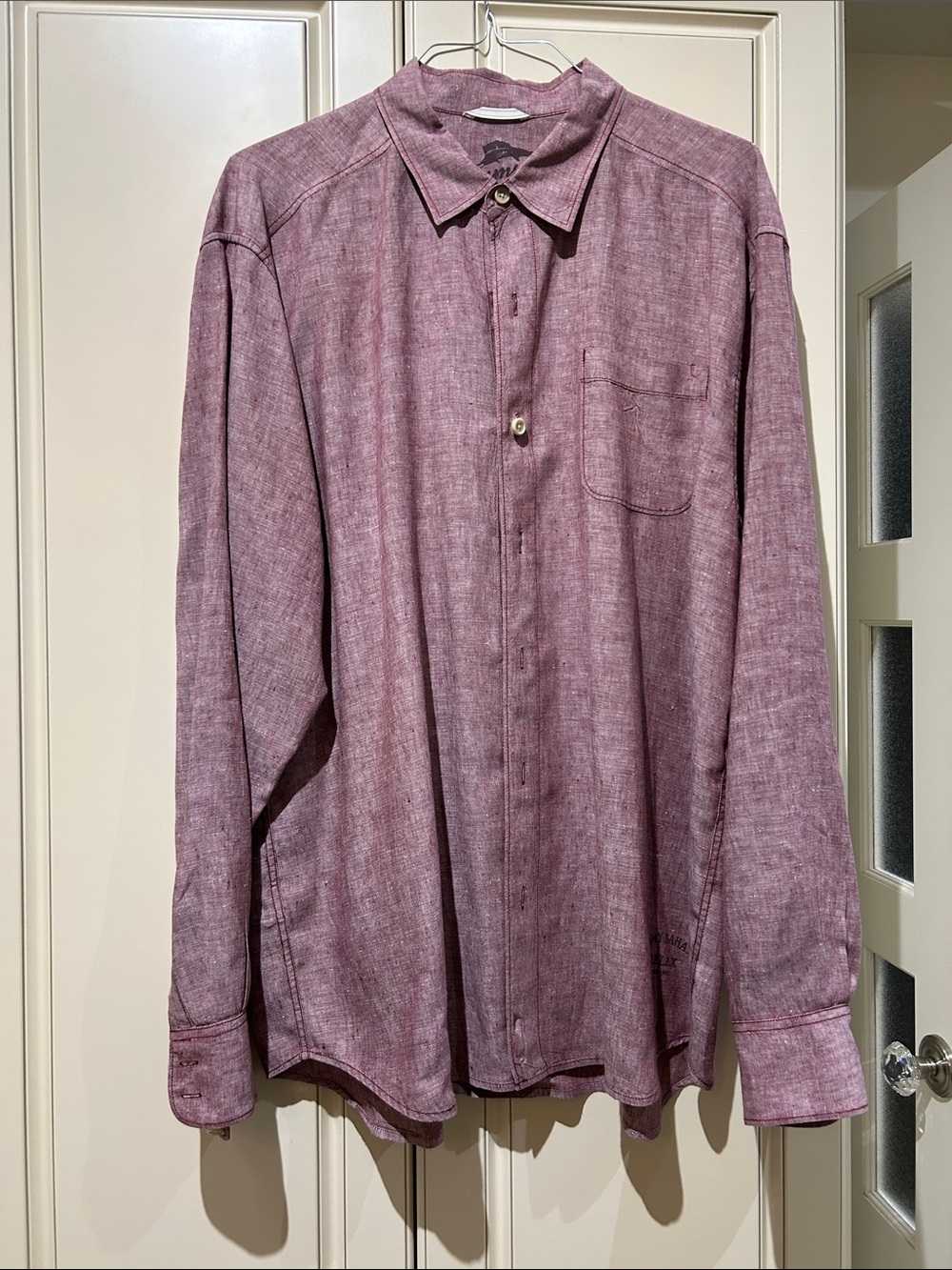 Tommy Bahama Linen Men's Button-Down Shirt in Plum